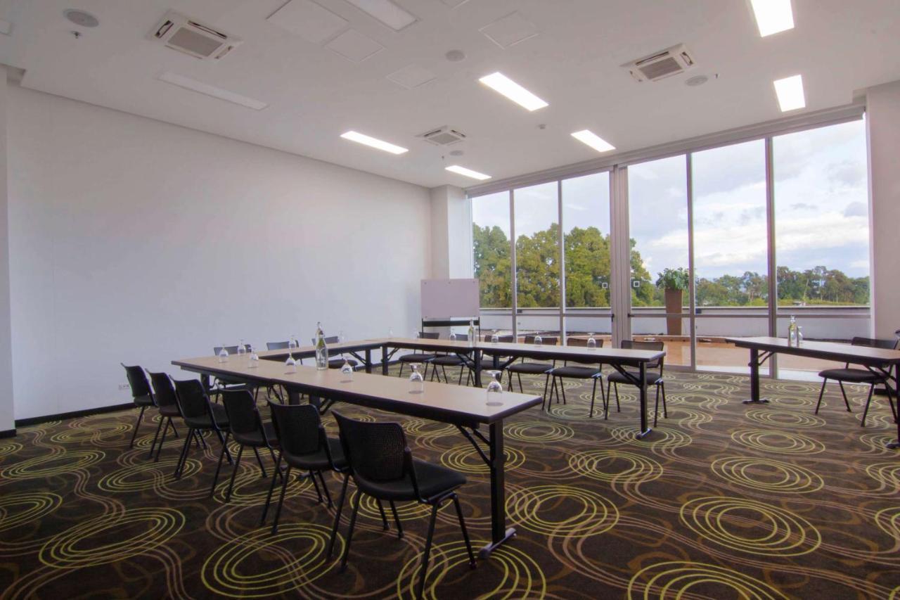 Sonesta Hotel Pereira Cerritos Exterior photo Meeting room