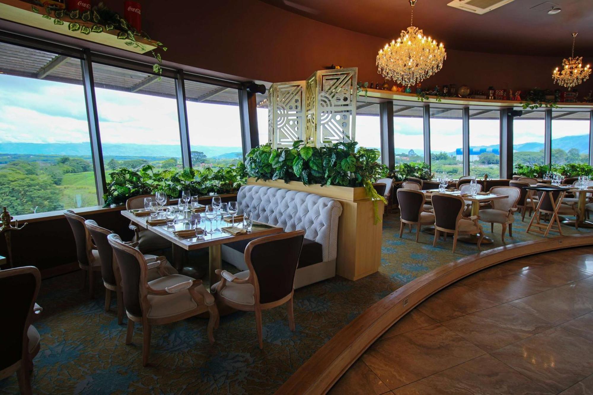 Sonesta Hotel Pereira Cerritos Exterior photo The restaurant